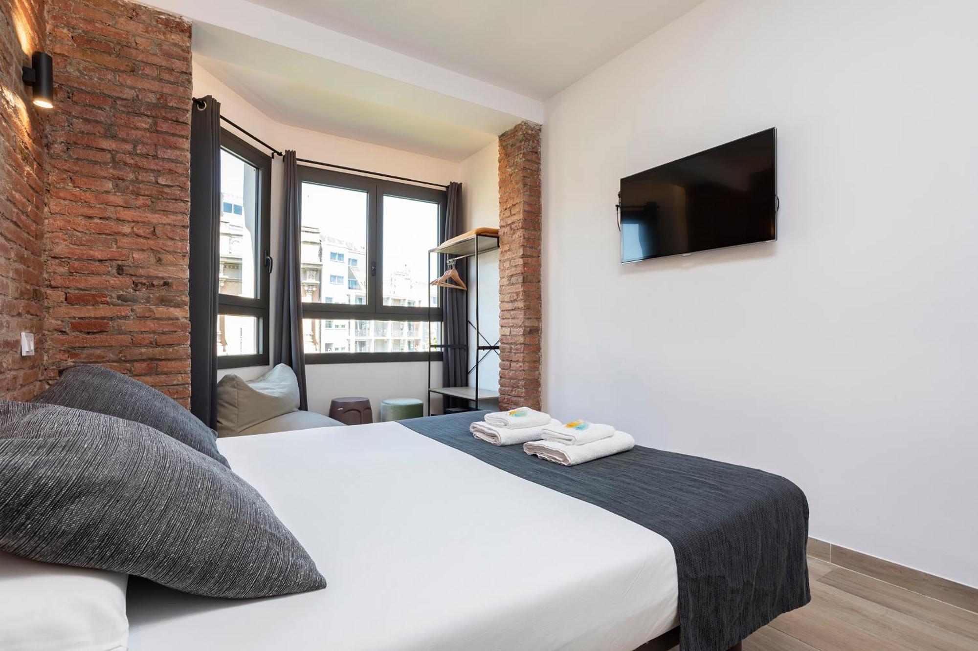 Hostal Bedmates Барселона Екстериор снимка